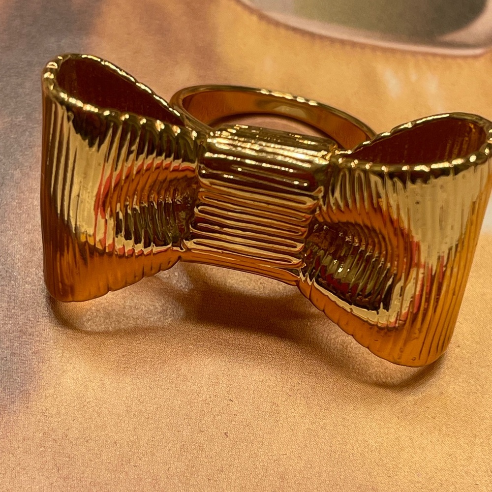 NWOT Kate Spade Gold Bow Ring-Size 8 - Picture 12 of 16